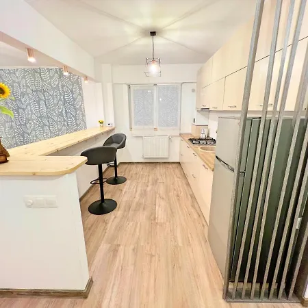 Apartment Peak *